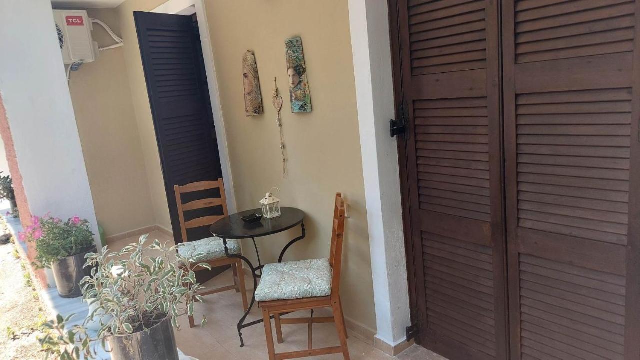 Eftyxia Apartment Perama  Exterior foto